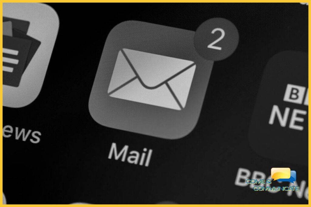 Icono de la app Mail de iOS con el número 2, que son los mensajes que hay pendientes por leer